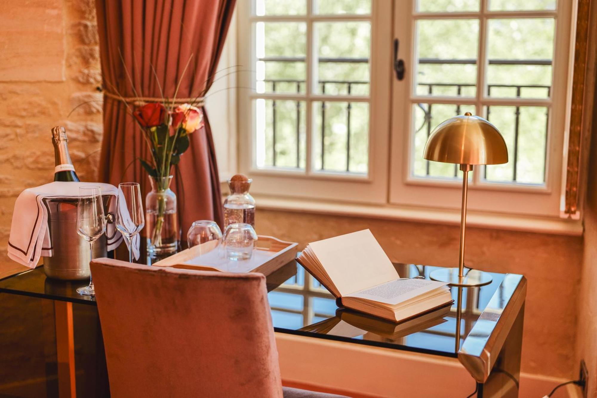 Hotel 4 Etoiles Chateau - Domaine De Coeurmandie Beny-sur-Mer المظهر الخارجي الصورة