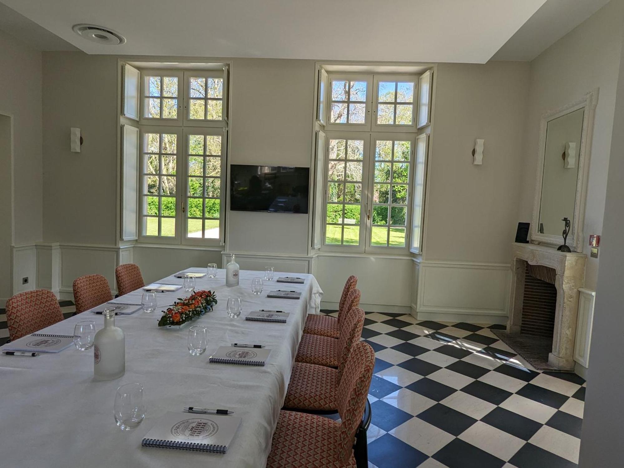 Hotel 4 Etoiles Chateau - Domaine De Coeurmandie Beny-sur-Mer المظهر الخارجي الصورة