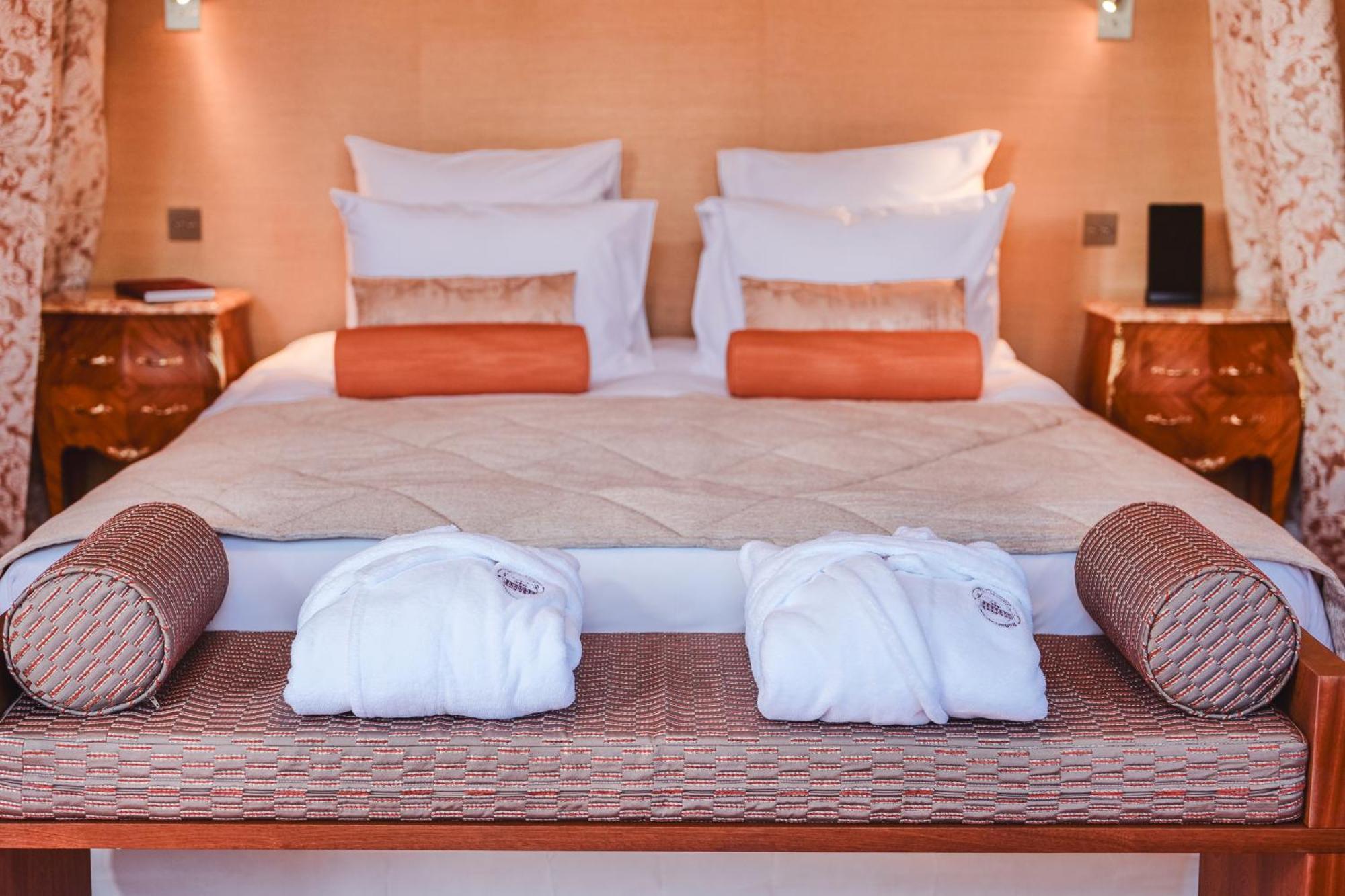 Hotel 4 Etoiles Chateau - Domaine De Coeurmandie Beny-sur-Mer المظهر الخارجي الصورة